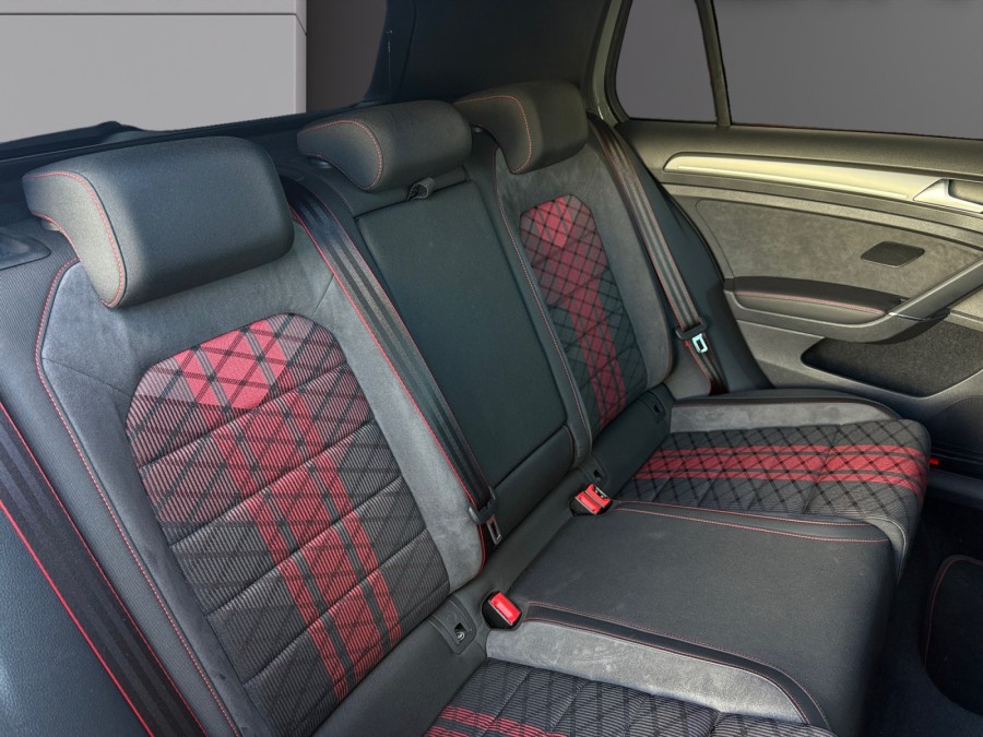 VOLKSWAGEN d'occasion GOLF 2.0 TSI 290 GTI TCR de 2019 Andrezieux