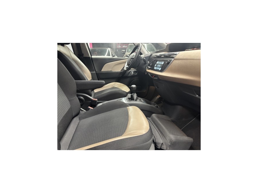 CITROEN d'occasion C4 PICASSO e-HDi 115ch Exclusive de 2014 Villebon
