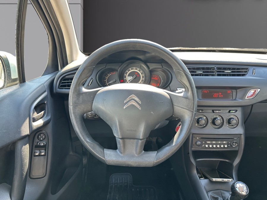 CITROEN d'occasion C3 II 1.4 HDI 70 CONFORT ENTREPRISE de 2014 Salon