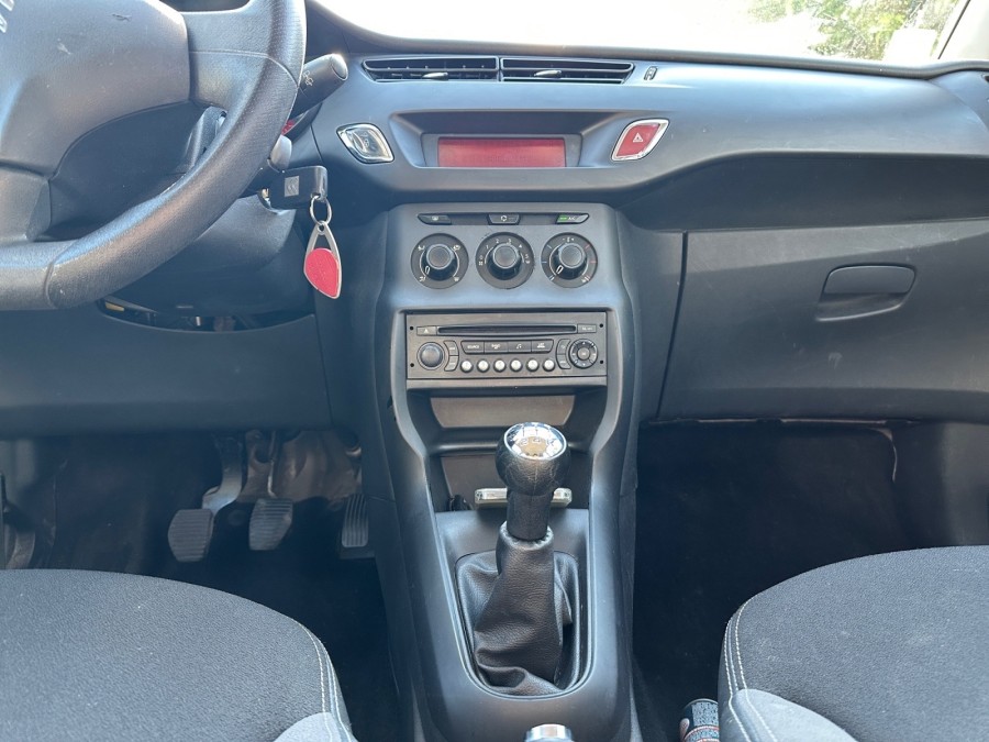CITROEN d'occasion C3 II 1.4 HDI 70 CONFORT ENTREPRISE de 2014 Salon