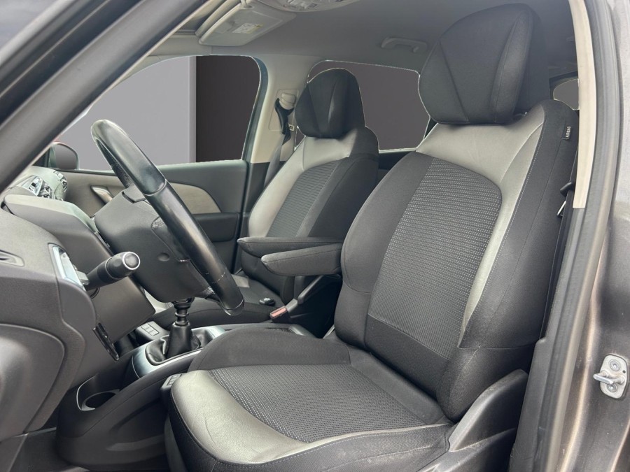 CITROEN d'occasion C4 PICASSO BlueHDi 120ch Shine S&S de 2018 Lyon St