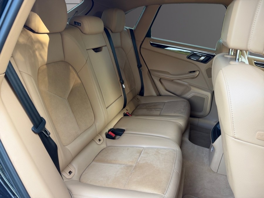 PORSCHE d'occasion MACAN V6 D 258 S PDK AUTO de 2015 St Gaudens (31)﻿