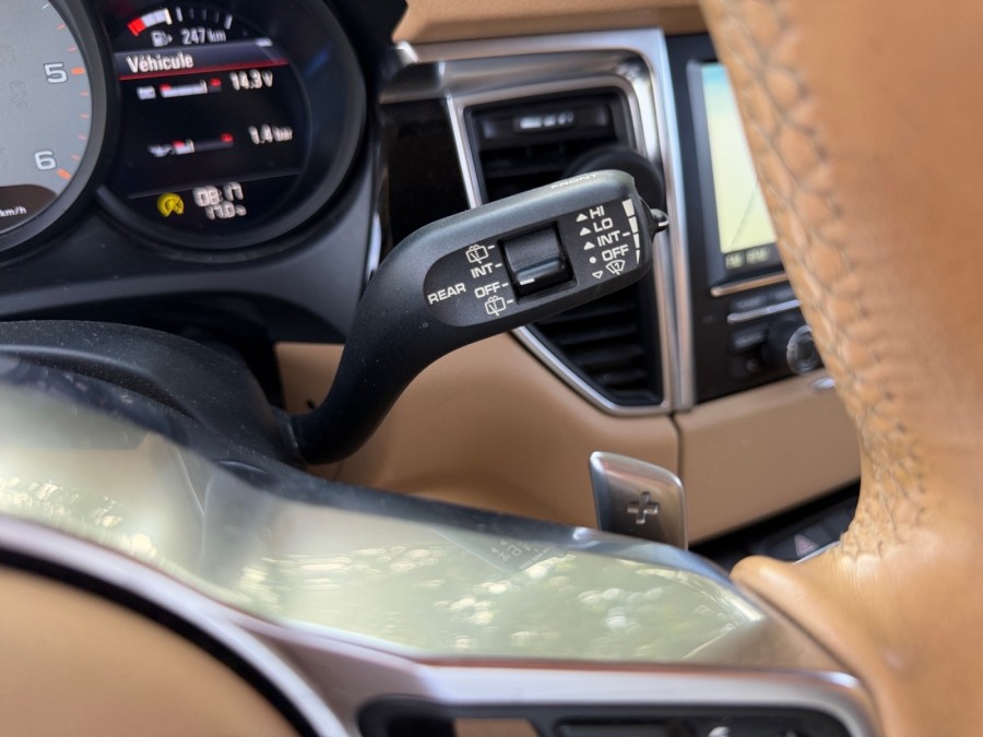 PORSCHE d'occasion MACAN V6 D 258 S PDK AUTO de 2015 St Gaudens (31)﻿