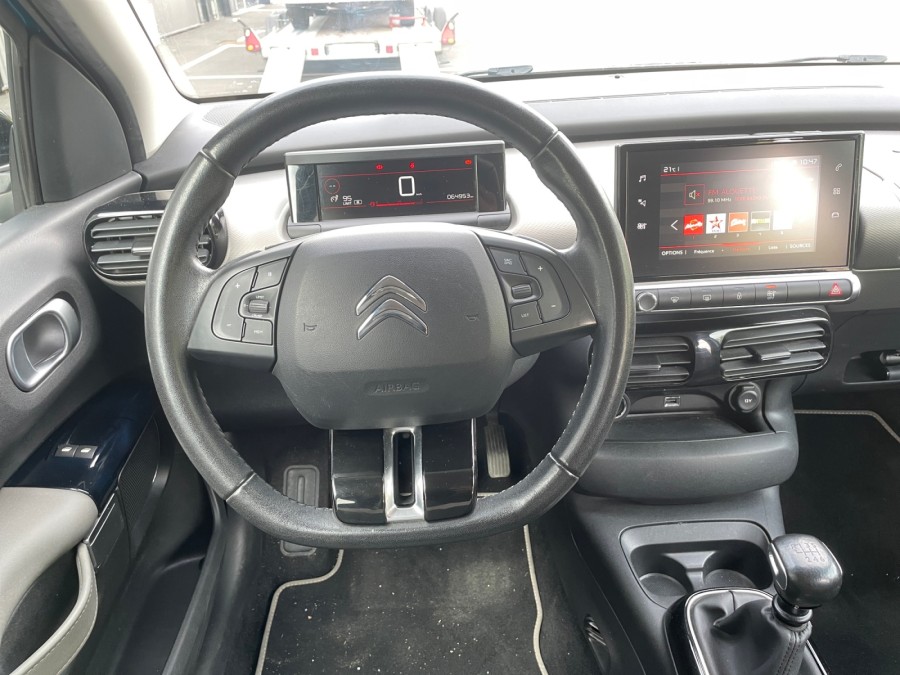 CITROEN d'occasion C4 CACTUS 1.5 BLUE HDI 100 SHINE de 2019 Angers