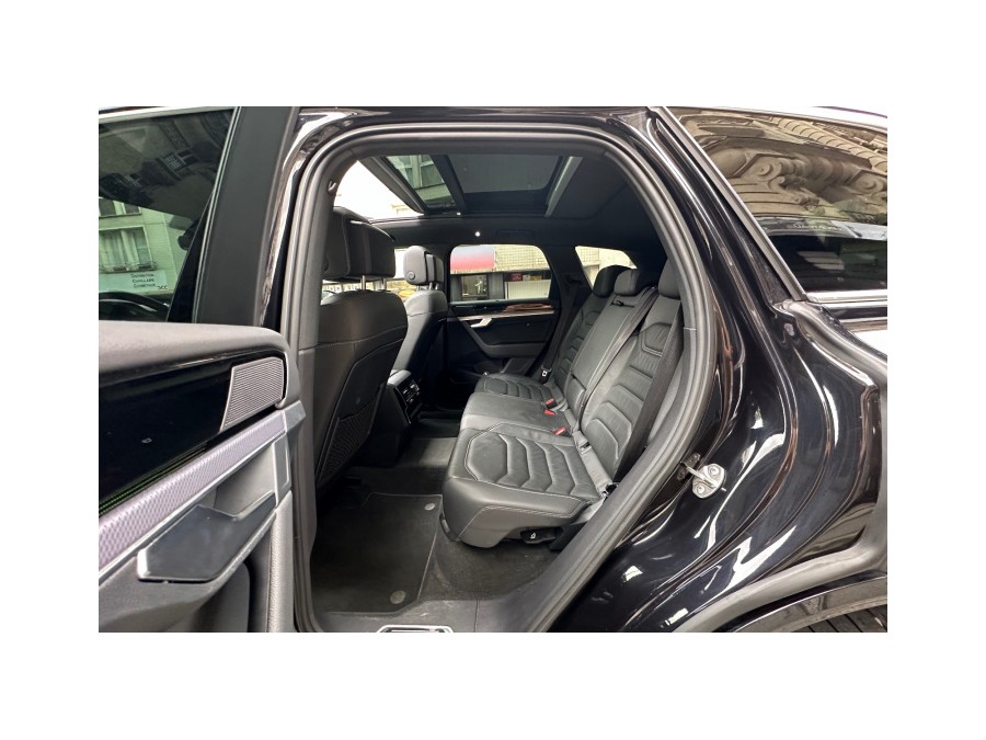 VOLKSWAGEN d'occasion TOUAREG 3.0TDI 286 R-LINE 4 MOTION de 2019