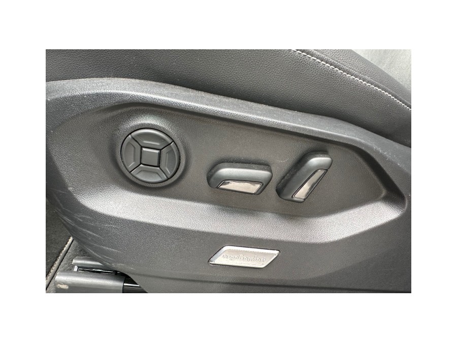 VOLKSWAGEN d'occasion TOUAREG 3.0TDI 286 R-LINE 4 MOTION de 2019