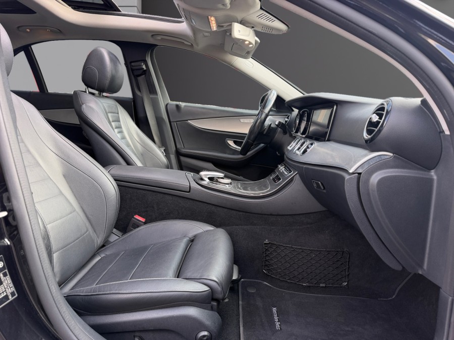 MERCEDES d'occasion E 220 d 194ch Executive 9G-Tronic de 2018 Méry