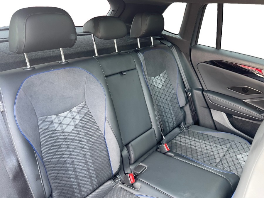 VOLKSWAGEN d'occasion TIGUAN III 1.5 EHYBRID 204 R-LINE DSG de 2025