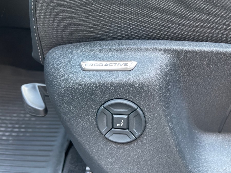 VOLKSWAGEN d'occasion TIGUAN III 1.5 EHYBRID 204 R-LINE DSG de 2025