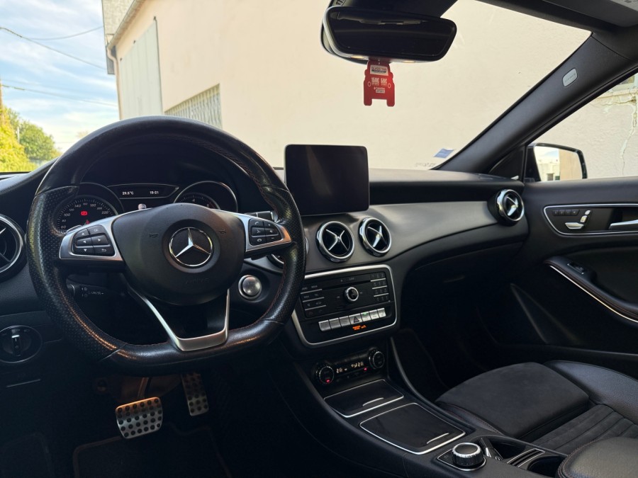 MERCEDES d'occasion GLA MERCEDES GLA 200D FASCINATION 136Ch de 2018