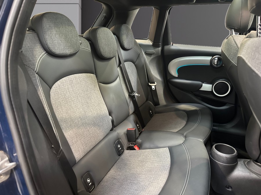 MINI d'occasion MINI MINI 1.5 COOPER 136 CHILI AUTO de 2015 Lorient