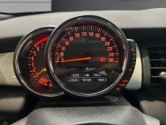 MINI d'occasion MINI MINI 1.5 COOPER 136 CHILI AUTO de 2015 Lorient