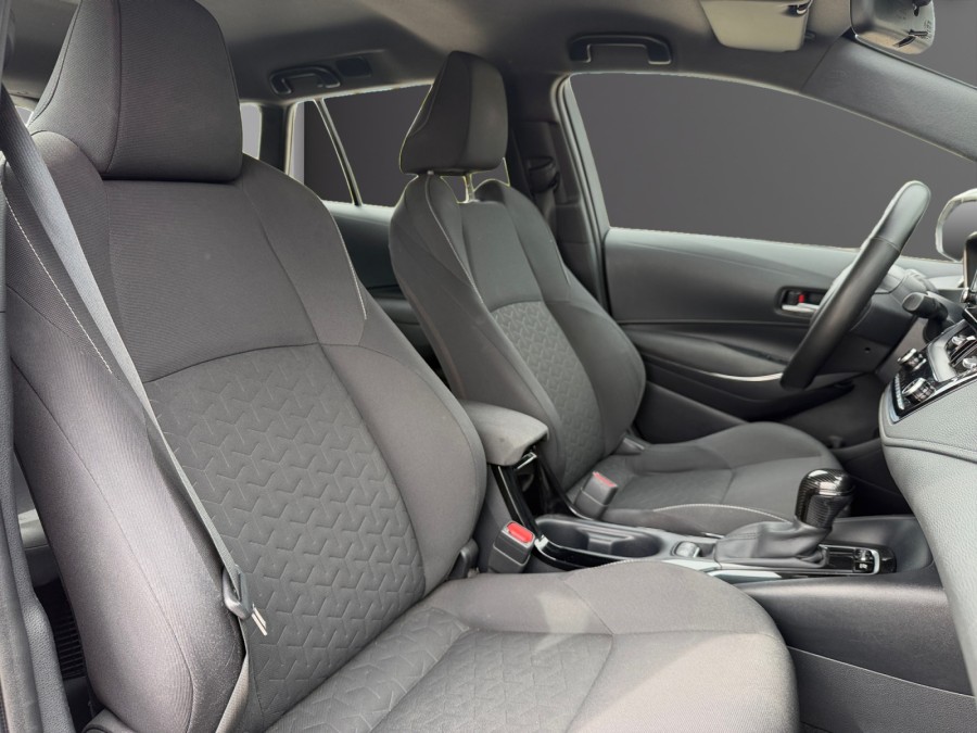 TOYOTA d'occasion COROLLA 122h Dynamic Business + Stage Hybrid