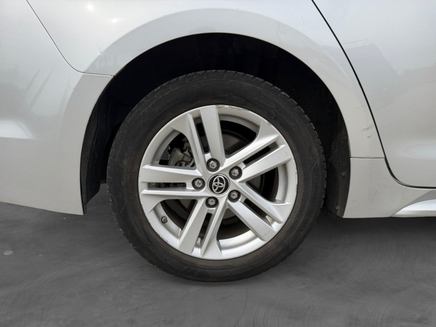 TOYOTA d'occasion COROLLA 122h Dynamic Business + Stage Hybrid
