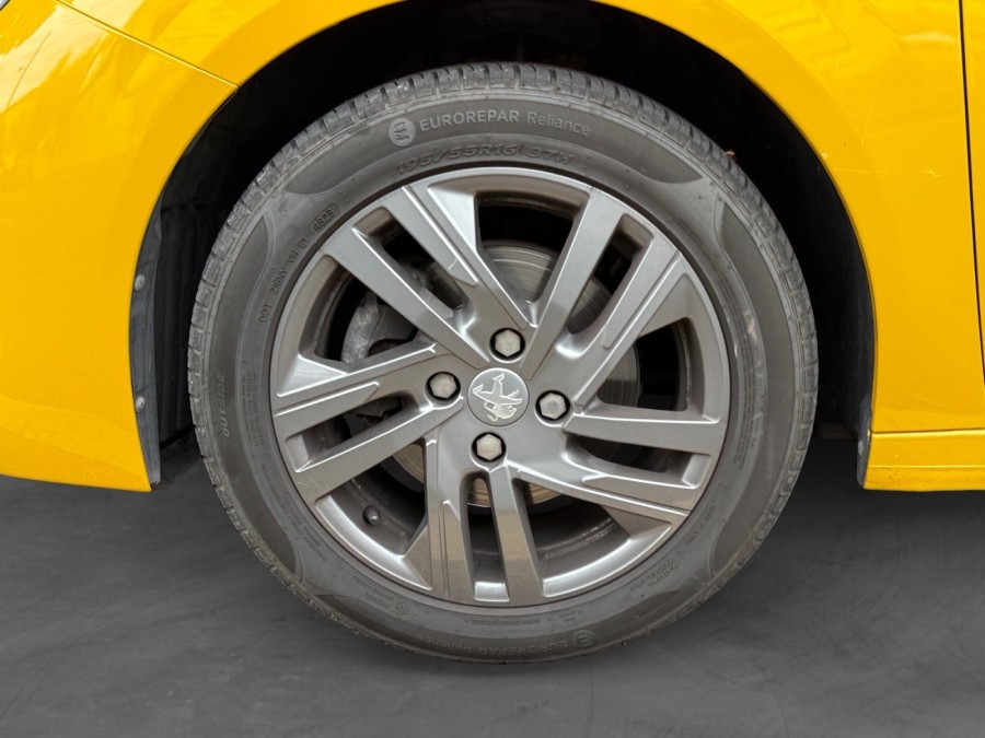 PEUGEOT d'occasion 208 1.2 PureTech 100ch S&S Allure 118g de 2021