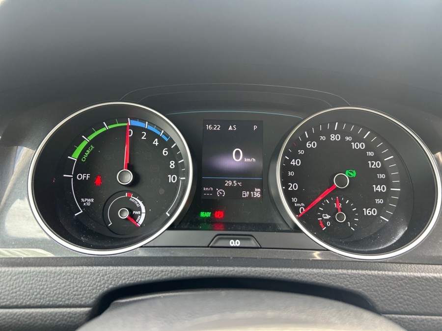 VOLKSWAGEN d'occasion GOLF VII E-GOLF ELECTRIQUE AUTO de 2019 Nord