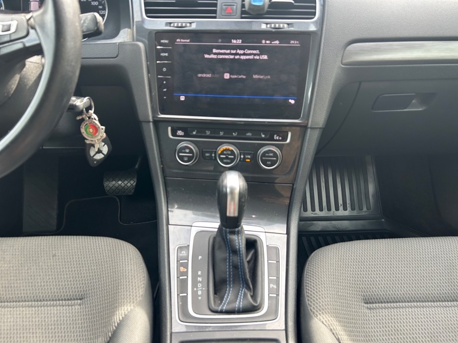 VOLKSWAGEN d'occasion GOLF VII E-GOLF ELECTRIQUE AUTO de 2019 Nord