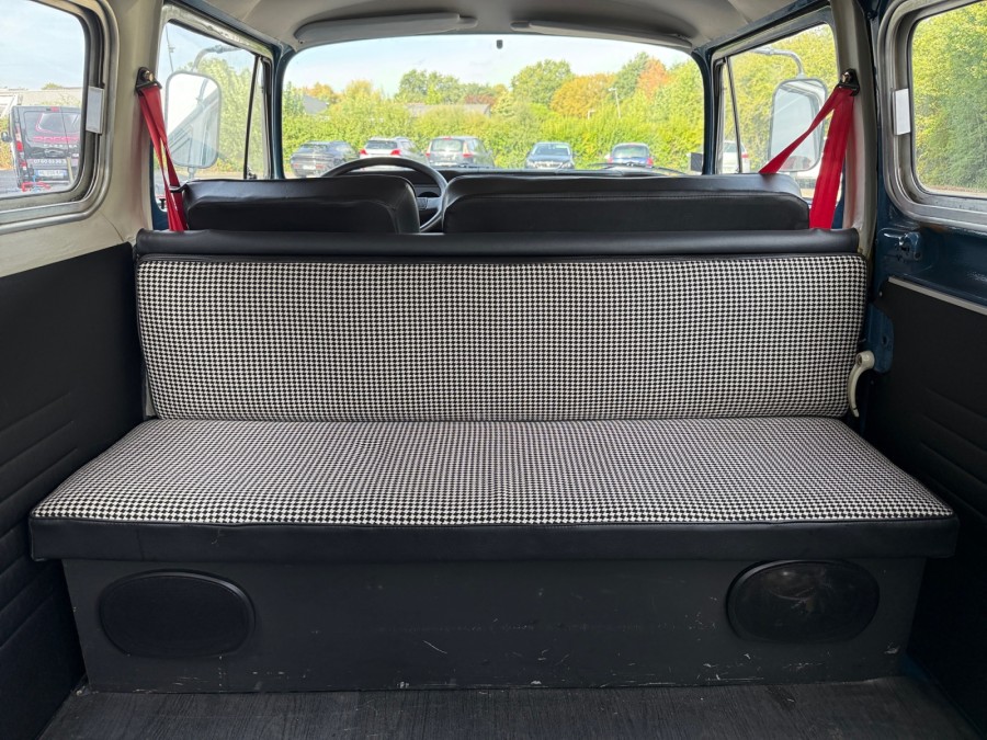 VOLKSWAGEN d'occasion COMBI COMBI de 1985 Angers (49)﻿