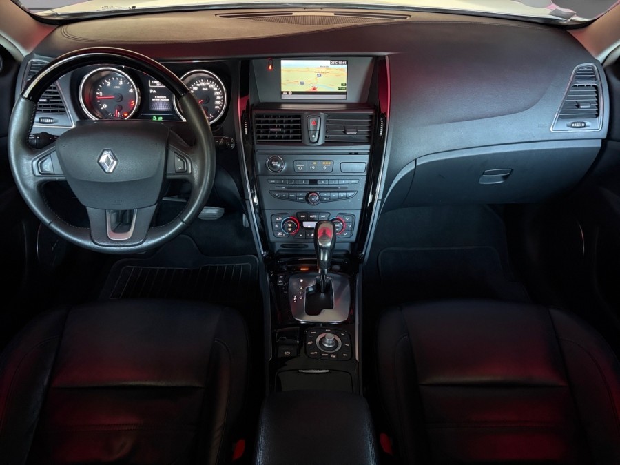 RENAULT d'occasion LATITUDE 2.0 dCi 175ch FAP Initiale BVA de 2011