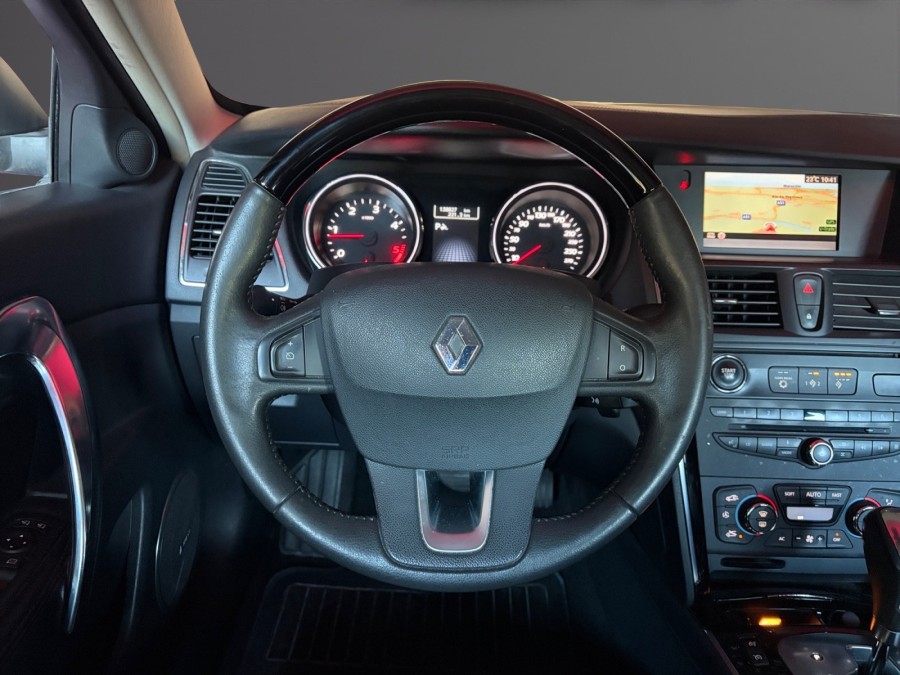 RENAULT d'occasion LATITUDE 2.0 dCi 175ch FAP Initiale BVA de 2011
