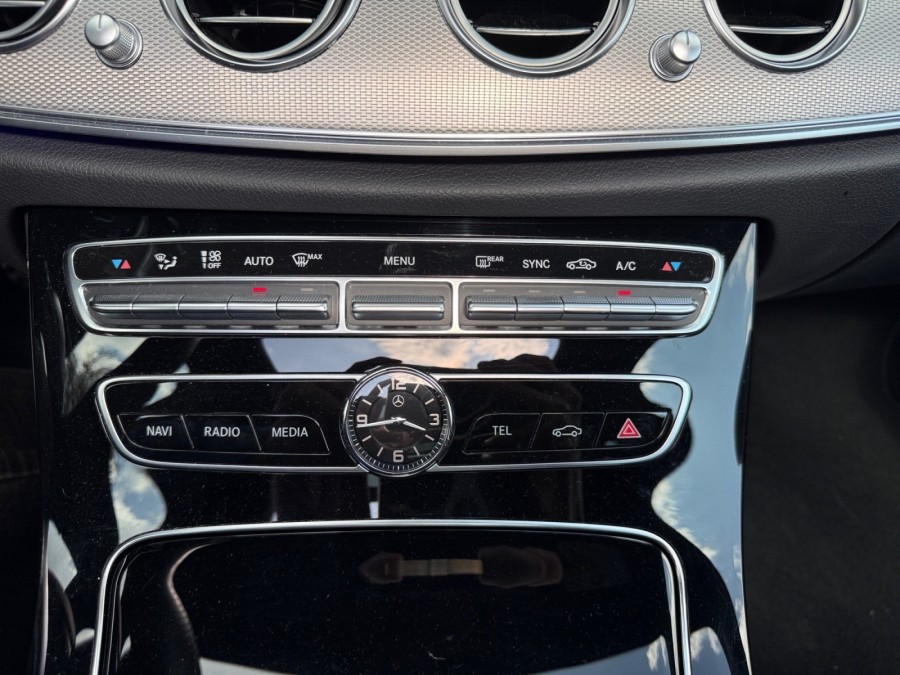 MERCEDES d'occasion E 220 D 4MATIC EXECUTIVE AUTO de 2017 Dunkerque