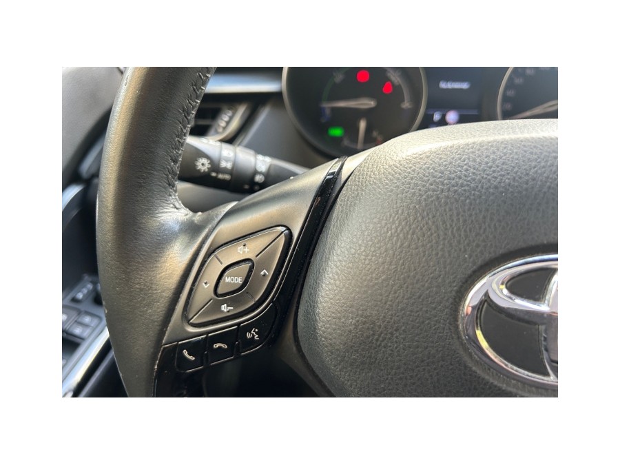 TOYOTA d'occasion C-HR 184h Edition 2WD E-CVT MY20 de 2021 Champigny
