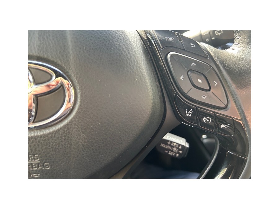 TOYOTA d'occasion C-HR 184h Edition 2WD E-CVT MY20 de 2021 Champigny