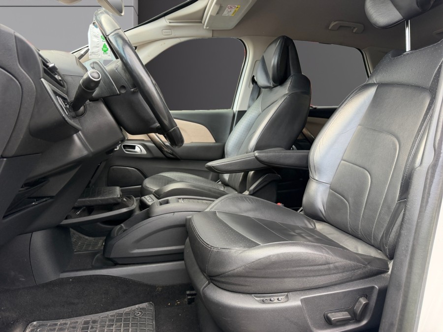 CITROEN d'occasion C4 PICASSO e-HDi 115ch Exclusive ETG6 de 2014 Méry