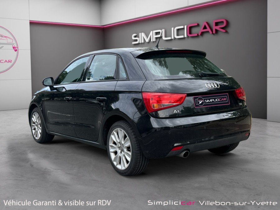 AUDI d'occasion A1 1.6 TDI 105ch FAP Ambition de 2014 Villebon Sur