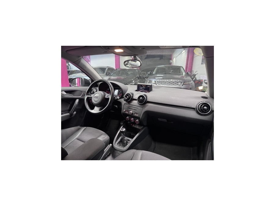AUDI d'occasion A1 1.6 TDI 105ch FAP Ambition de 2014 Villebon Sur