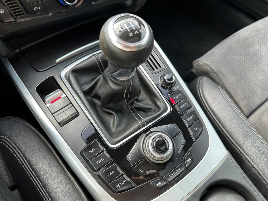 AUDI d'occasion A5 2 TDI 170 DPF de 2009 Salon de Provence (13)﻿