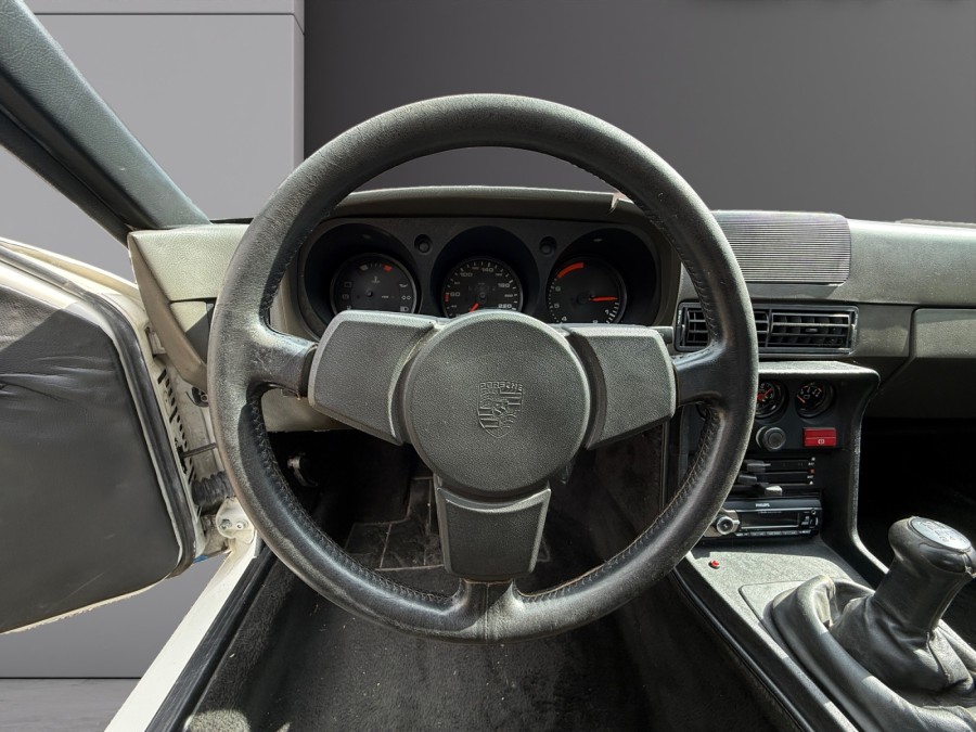 PORSCHE d'occasion 924 2 de 1981 St Jean du Cardonnay (76)﻿