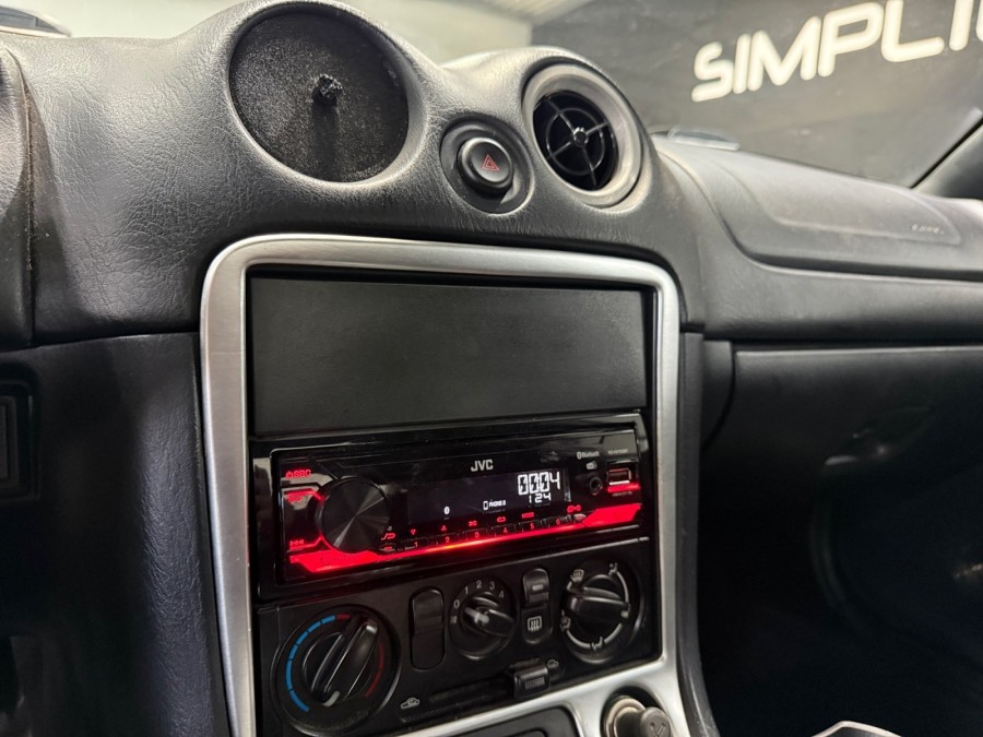 MAZDA d'occasion MX5 1.6 I 110 de 2000 Magny-en-Vexin (95)﻿