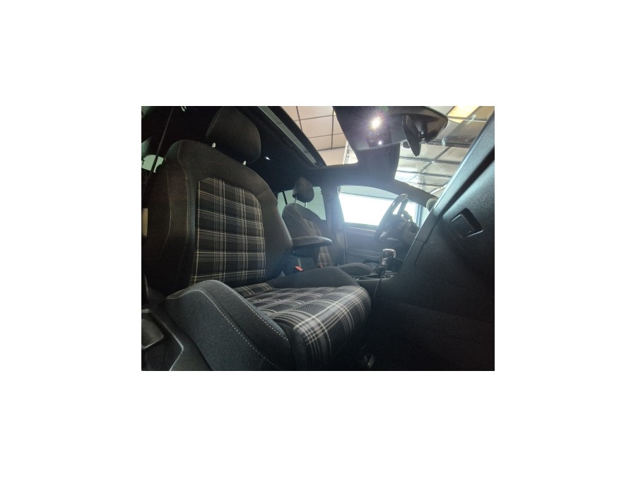VOLKSWAGEN d'occasion GOLF 2.0 TDI 184 GTD DSG de 2017 Aix Les Bains