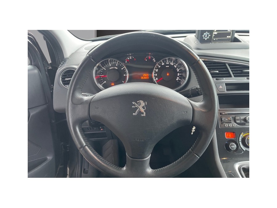 PEUGEOT d'occasion 5008 1.2 PURE TECH 130 de 2016 Beauvais (60)﻿