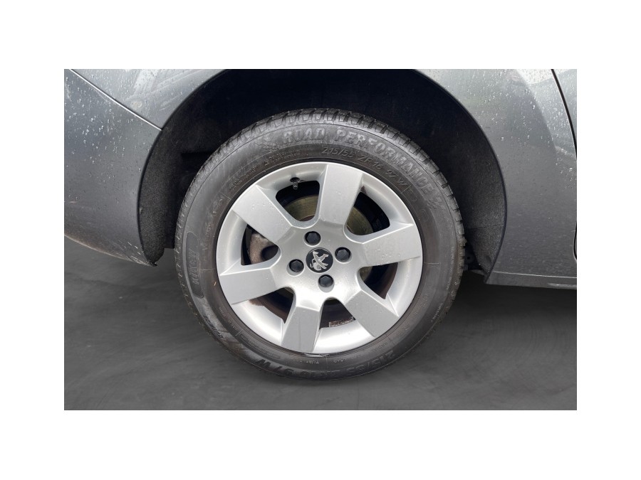 PEUGEOT d'occasion 5008 1.2 PURE TECH 130 de 2016 Beauvais (60)﻿