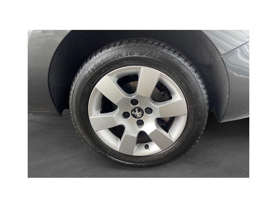 PEUGEOT d'occasion 5008 1.2 PURE TECH 130 de 2016 Beauvais (60)﻿