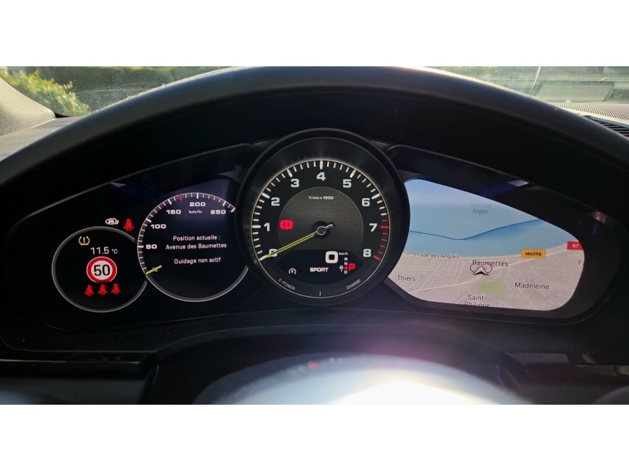 PORSCHE d'occasion CAYENNE 3.0 V6 E-HYBRID COUPE de 2021 Nice (06)﻿