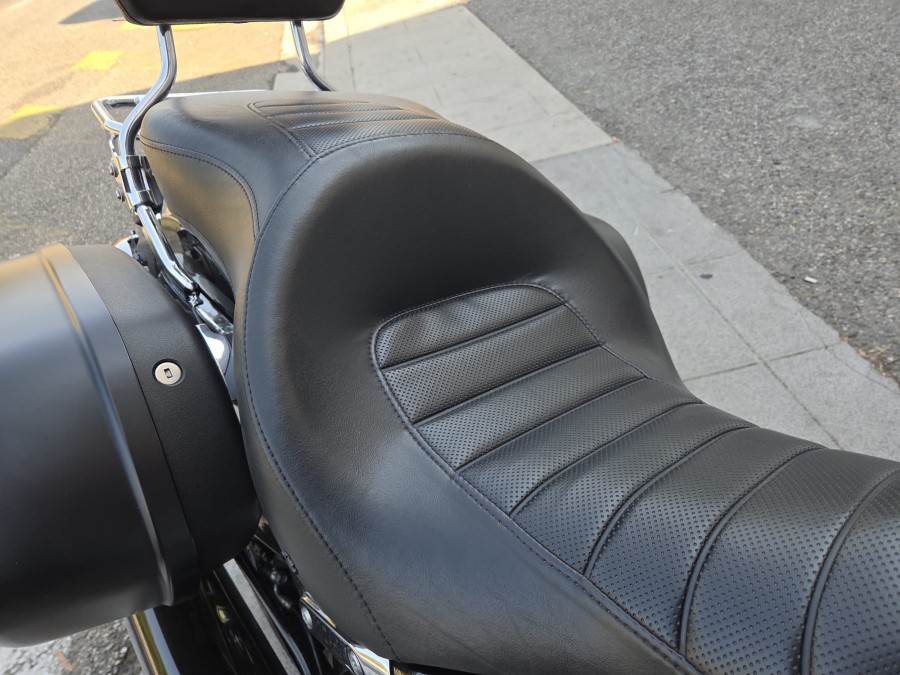 HARLEY DAVIDSON d'occasion FLSB SPORT GLIDE de 2019 Nice (06)﻿