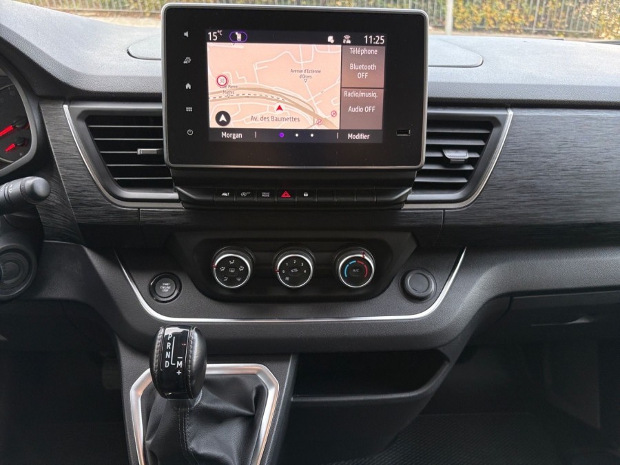 RENAULT d'occasion TRAFIC GRAND COMBI 2.0 BLUE DCI 150 INTENS de 2022