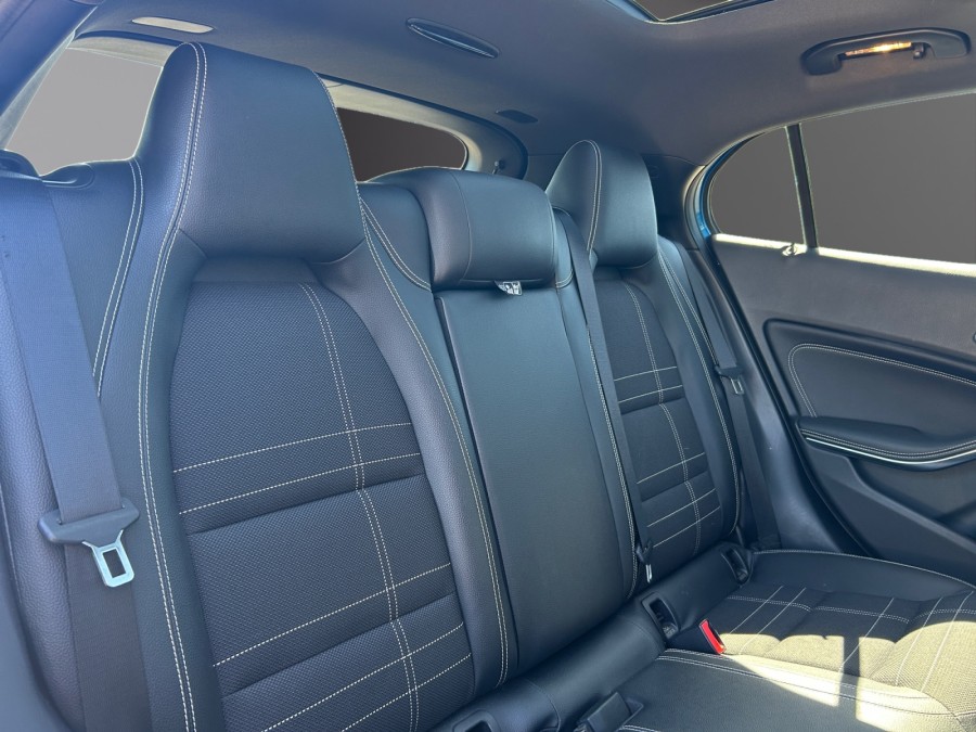 MERCEDES d'occasion CLASSE GLA GLA 200 CDI BUSINESS EXECUTIVE de 2015