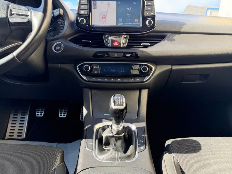 HYUNDAI d'occasion I30 1.6 CRDI 136 CREATIVE SW de 2017 Royan (17)﻿