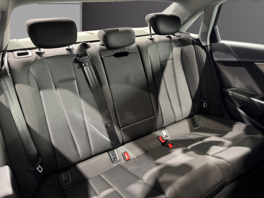 AUDI d'occasion A4 35 TDI 163 de 2020 Narbonne (11)﻿