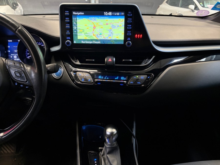 TOYOTA d'occasion CHR 2 HYBRIDE 184H GRAPHIC AUTO de 2021 St Jean du