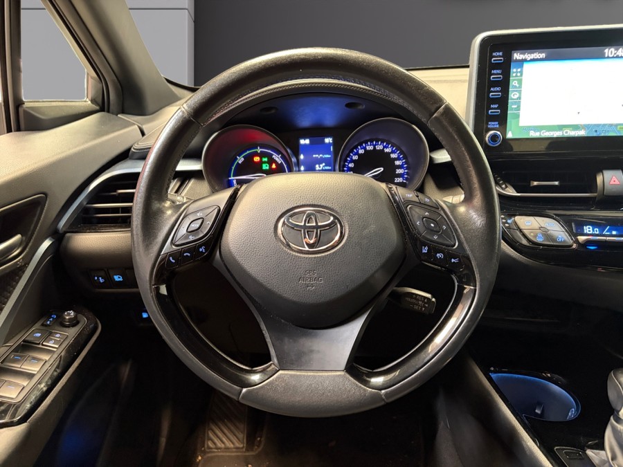 TOYOTA d'occasion CHR 2 HYBRIDE 184H GRAPHIC AUTO de 2021 St Jean du