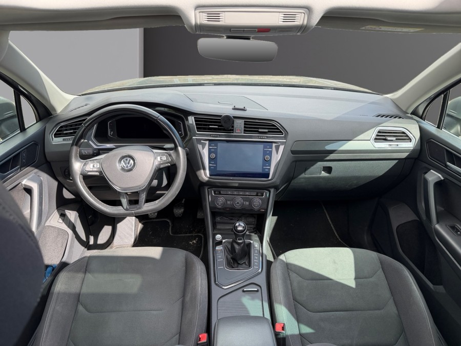 VOLKSWAGEN d'occasion TIGUAN 2.0 TDI 150 R-LINE PH2 de 2020 Mérignac