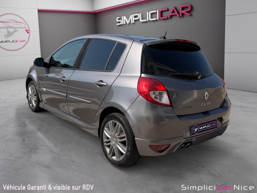 RENAULT d'occasion CLIO EXCEPTION PACK CUIR TOMTOM 1.5DCI 105 de 2009