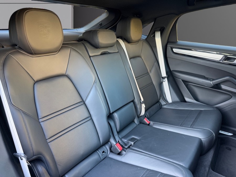 PORSCHE d'occasion CAYENNE COUPE 3 V6 462 E-HYBRID AUTO de 2023 Le
