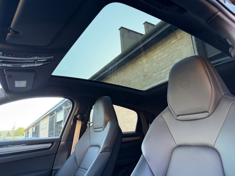 PORSCHE d'occasion CAYENNE COUPE 3 V6 462 E-HYBRID AUTO de 2023 Le