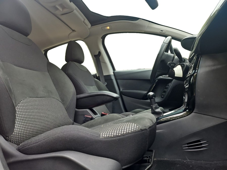 CITROEN d'occasion C3 PureTech 82 Exclusive de 2015 Orgeval Verneuil